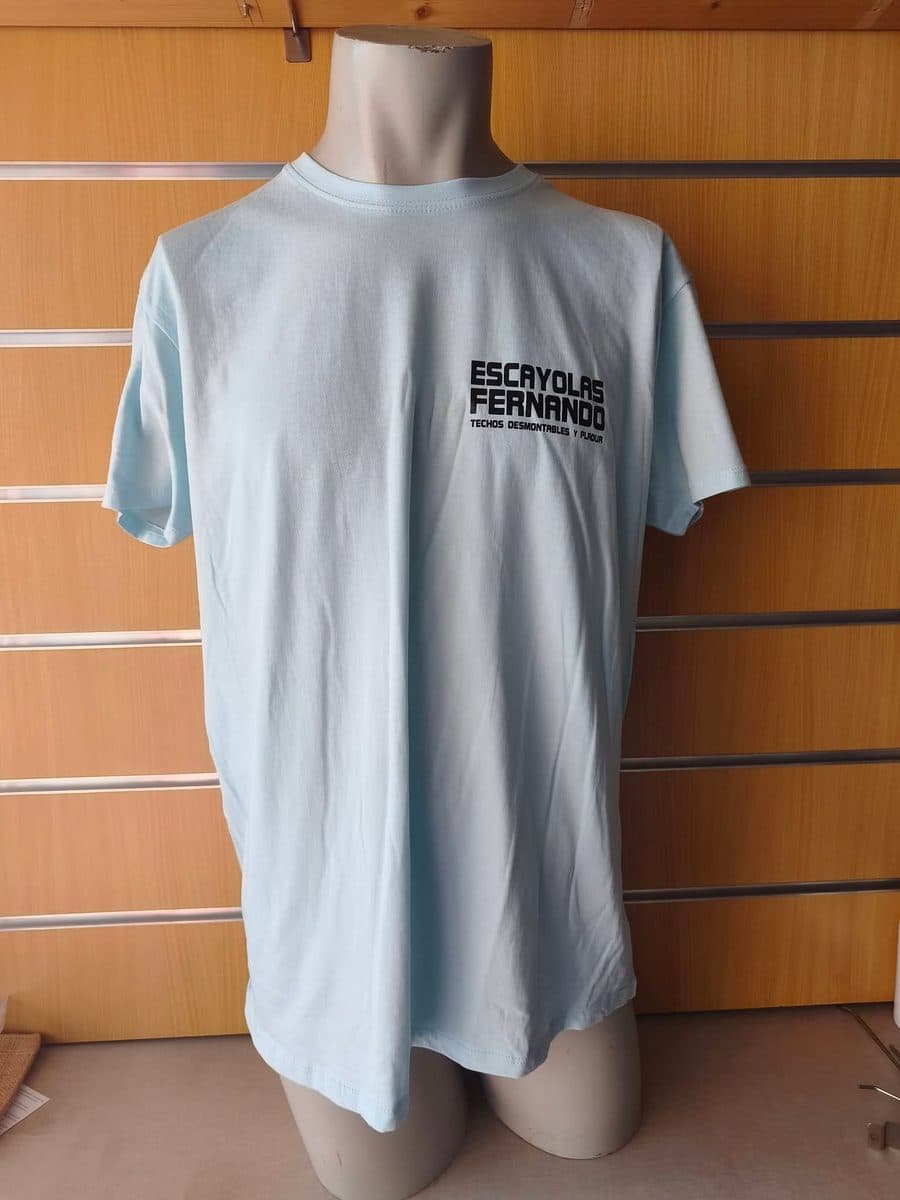 Camisetas técnicas personalizadas con tu diseño.