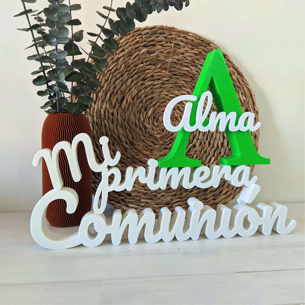 Letras Mi primera comunión impresas en 3D con inicial