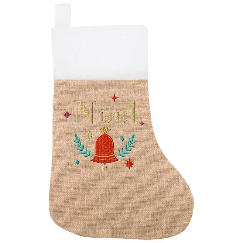 Calcetines de Navidad personalizados con nombre: la tradición de colgarlos en casa